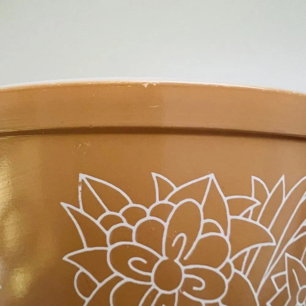 PYREX Brown White Woodland 402 Mixing Bowl 1.5 Qt